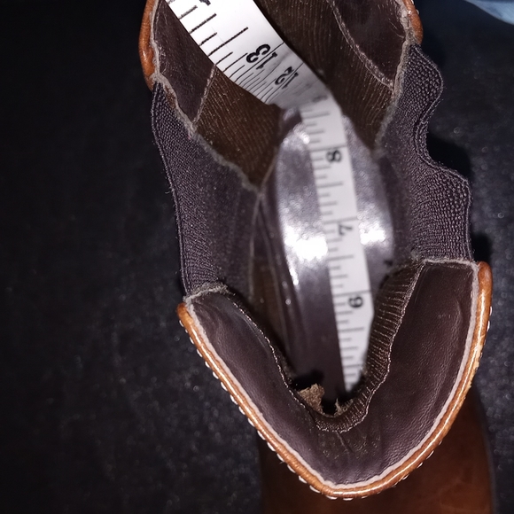 Lauren Ralph Lauren Leather Chelsea Boots - Picture 11 of 11